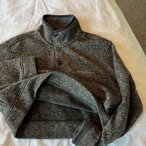 EDDIE BAUER Mens Medium 1/4 Snap Radiator Fleece Pullover Gray Warm Fall EUC - Picture 4 of 12
